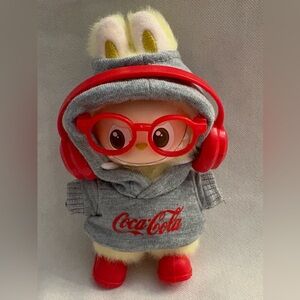 4 Piece Outfit for your Pin for Love Labubu.
Doll NOT included.